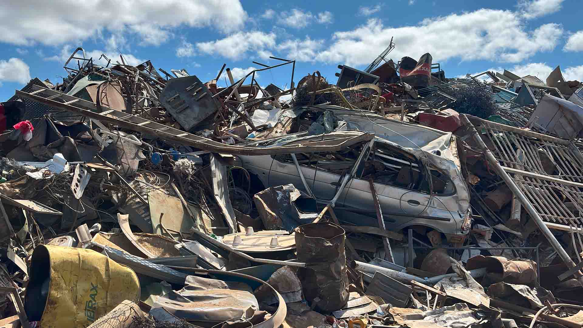 Ferro Velho Vitória da Conquista Compra e venda de Sucata
