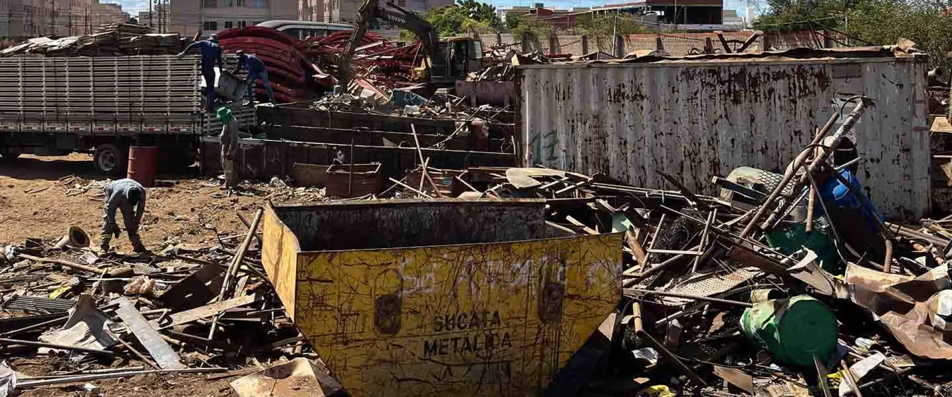 Como separar diferentes tipos de metais ferrosos para reciclagem?